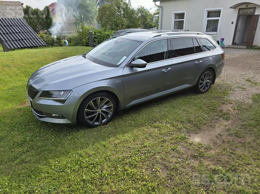 Skoda Superb 2018 photo 2