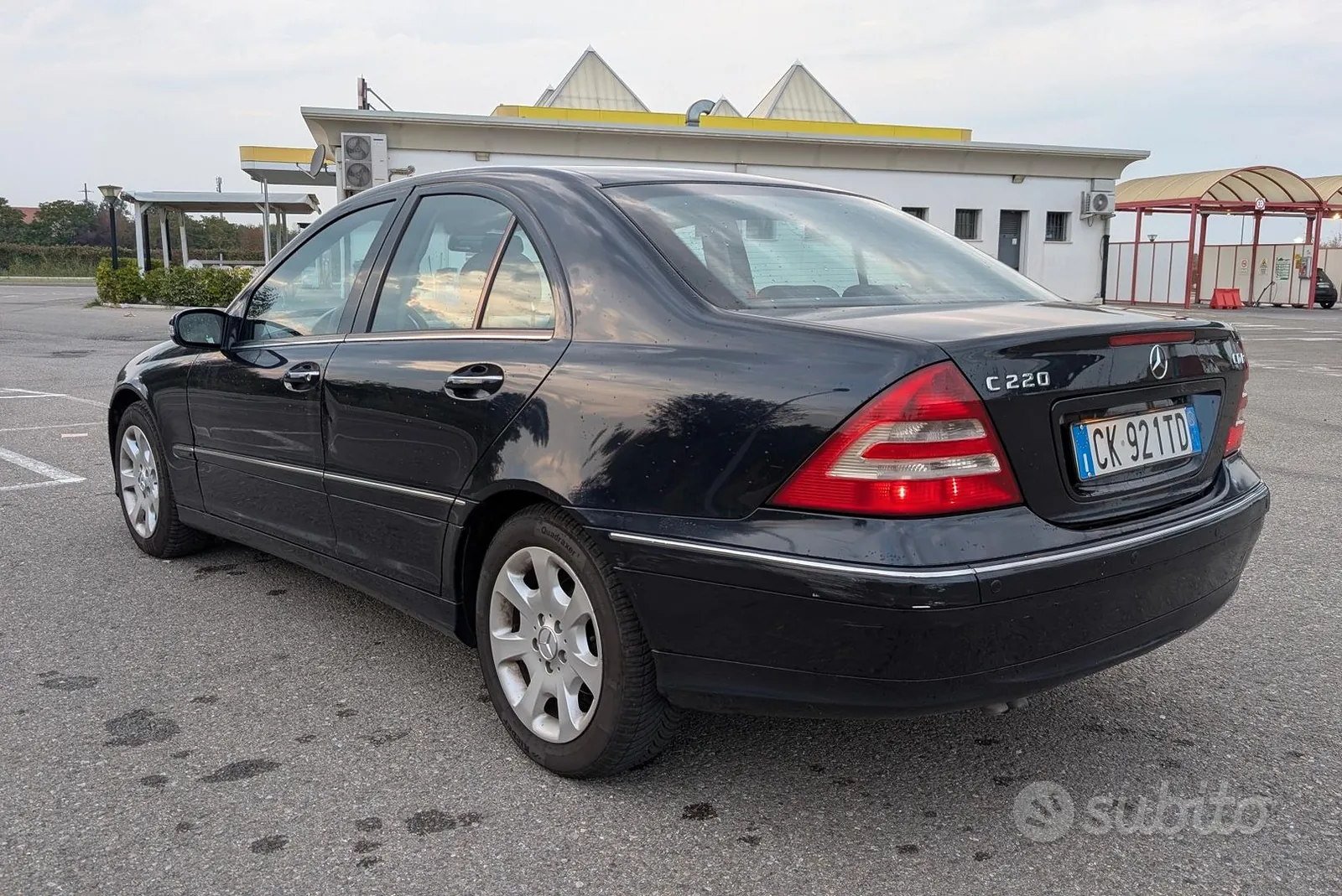Mercedes-Benz C-Class 2004 photo 3