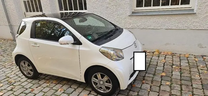 Toyota Iq