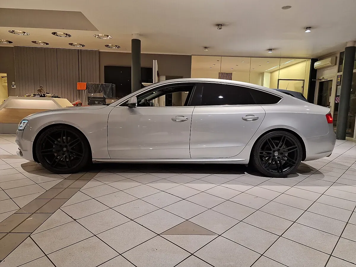 Audi A5 2012 photo 2