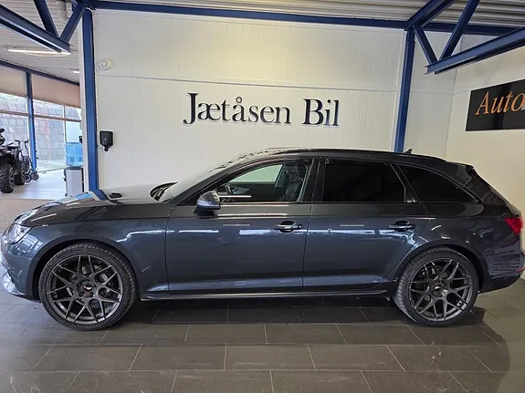 Audi A4 2017 photo 2