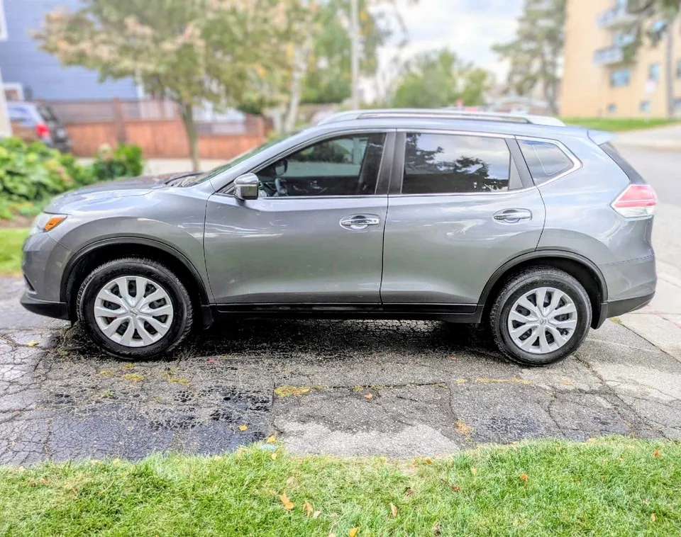 Nissan Rogue 2015 photo 2
