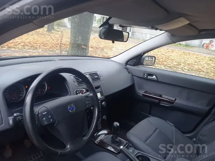 Volvo S40 2005 photo 5