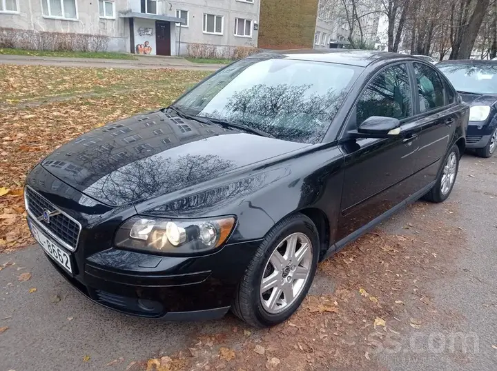 Volvo S40 2005 photo 4