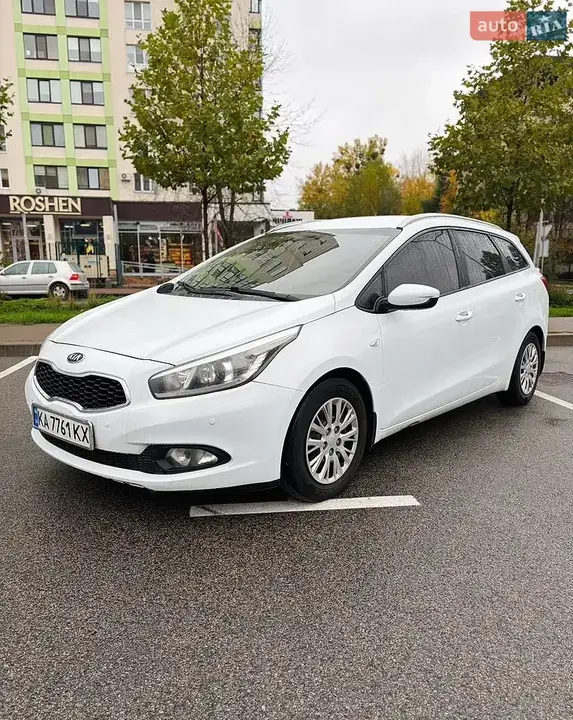 Kia Ceed 2013 photo 2