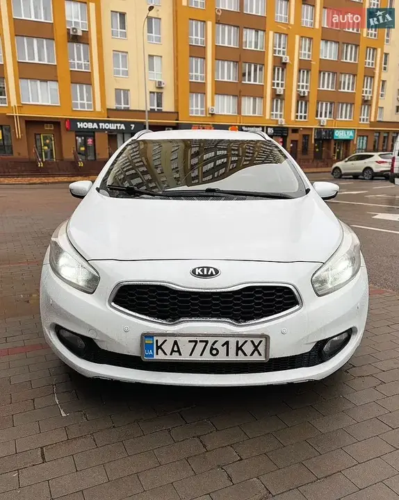 Kia Ceed 2013 photo 3