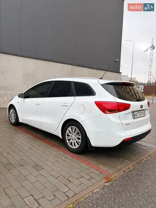 Kia Ceed 2013 photo 5