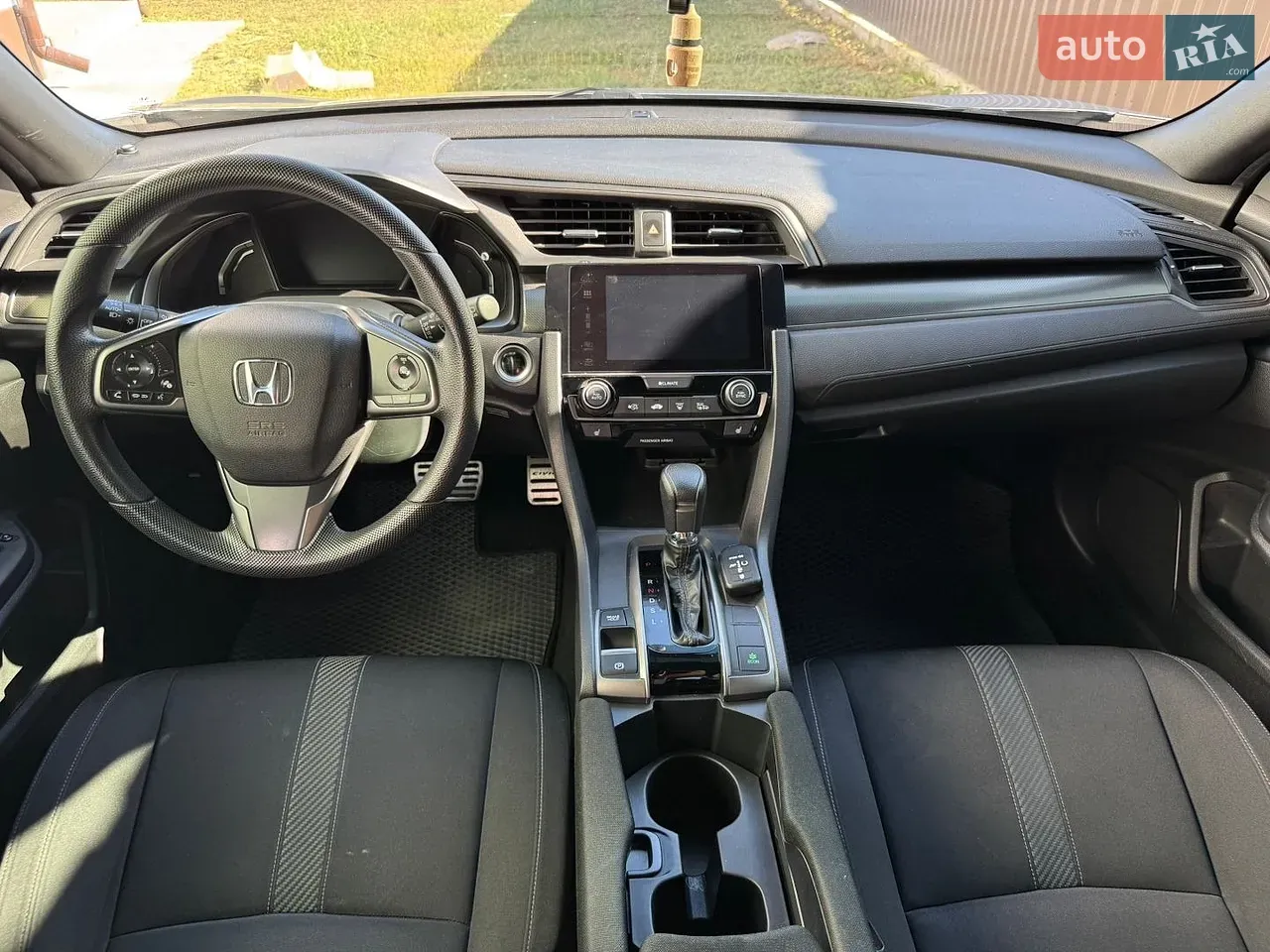 Honda Civic 2017 photo 2
