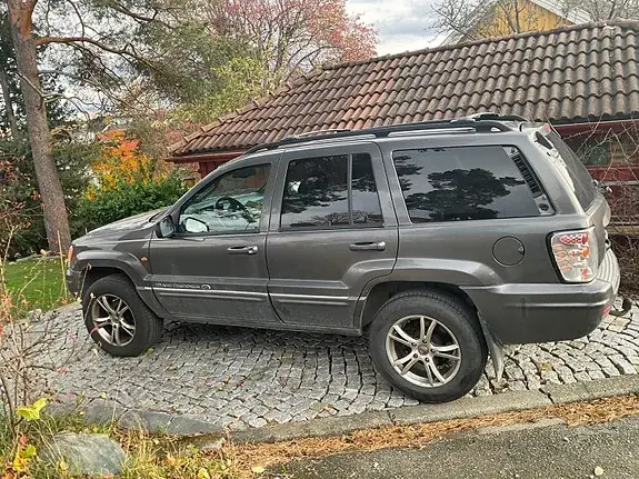 Jeep Grand Cherokee 2004 photo 2