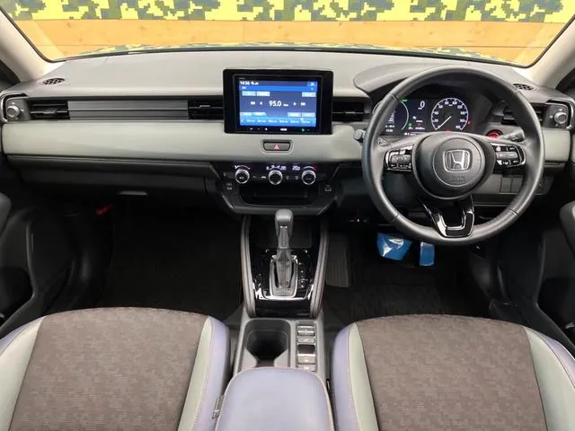 Honda Vezel 2024 photo 2