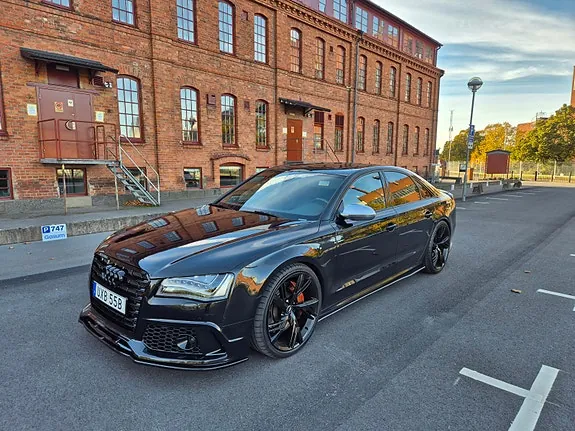 Audi S8 2014 photo 5