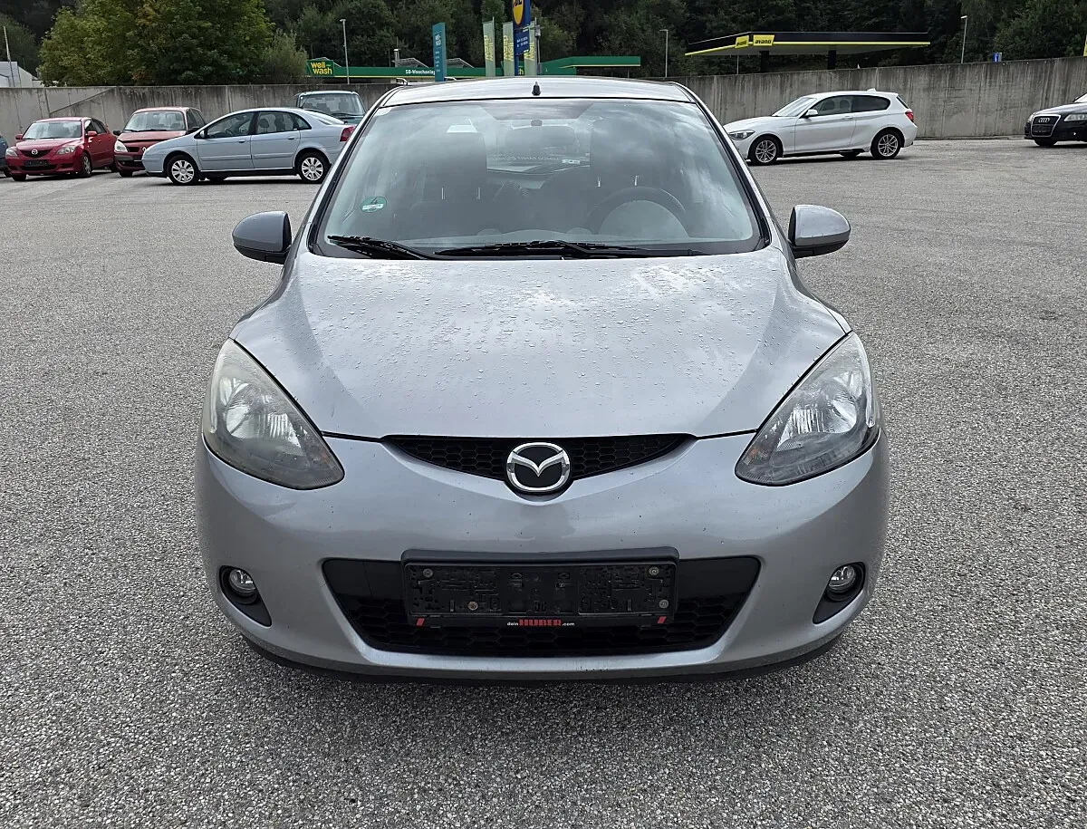 Mazda Mazda2