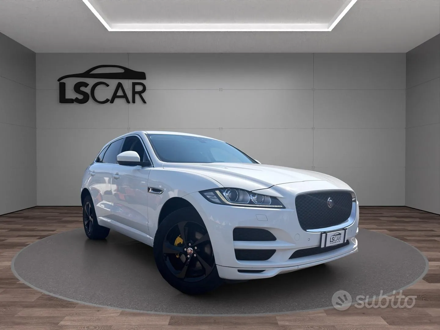 Jaguar F-Pace