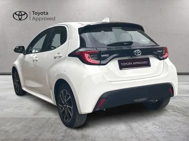 Toyota Yaris 2022 photo 5