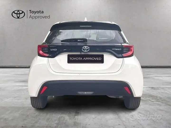Toyota Yaris 2022 photo 4