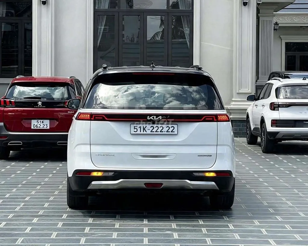 Kia Carnival 2023 photo 2