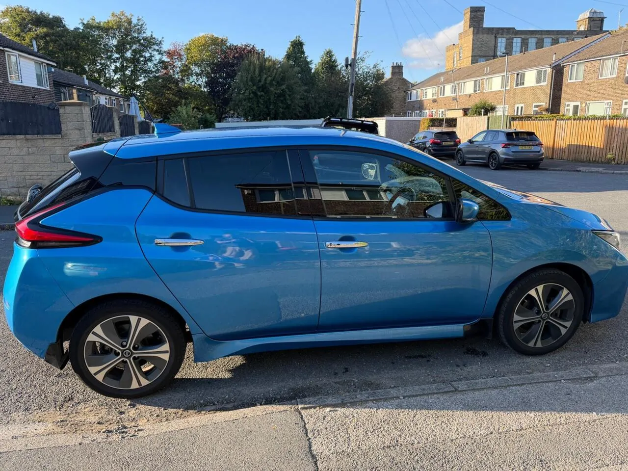 Nissan Leaf 2022 photo 2
