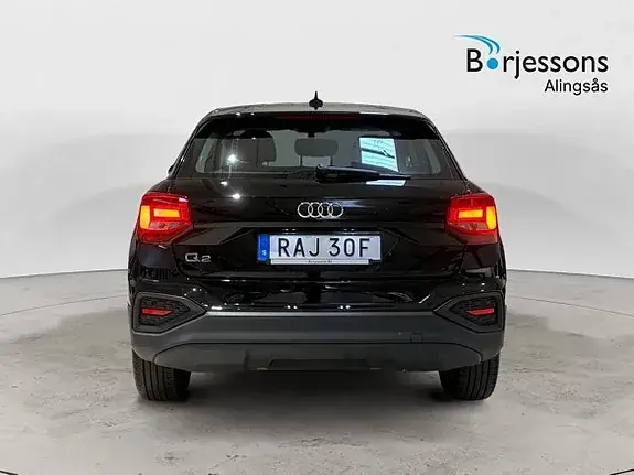 Audi Q2 2023 photo 5