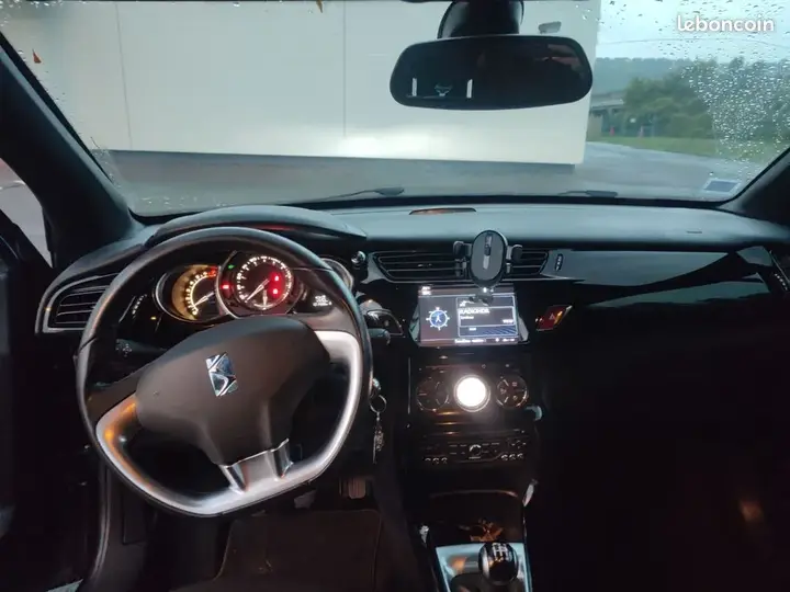 Citroen Ds3 2014 photo 3