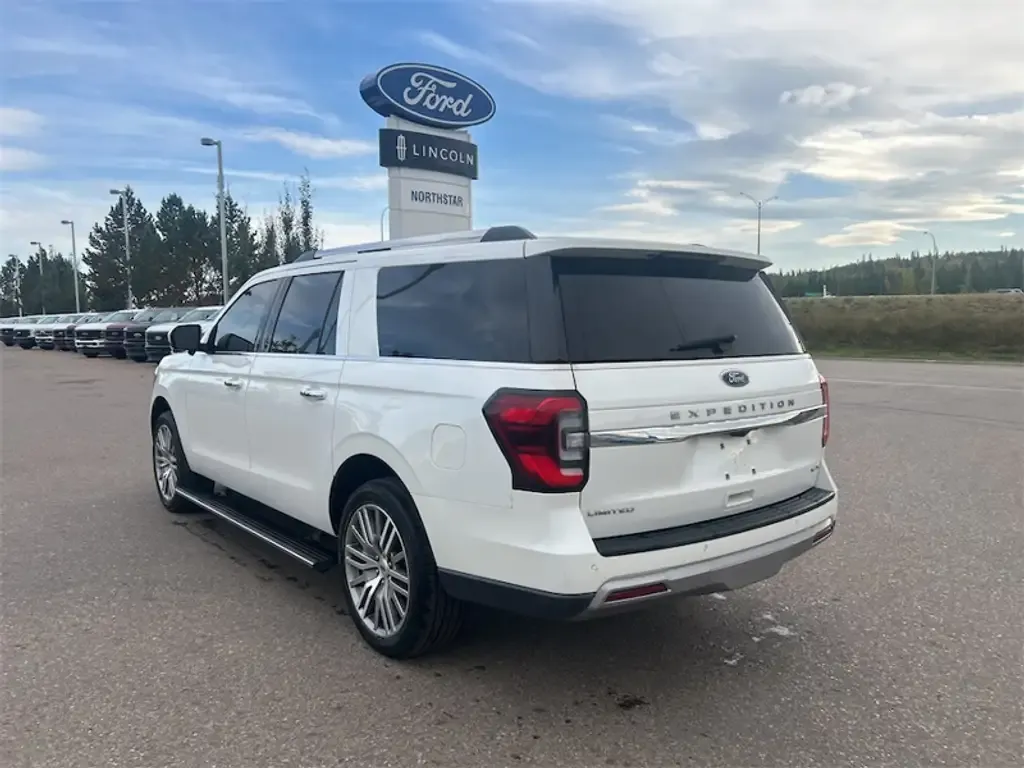 Ford Expedition 2022 photo 3