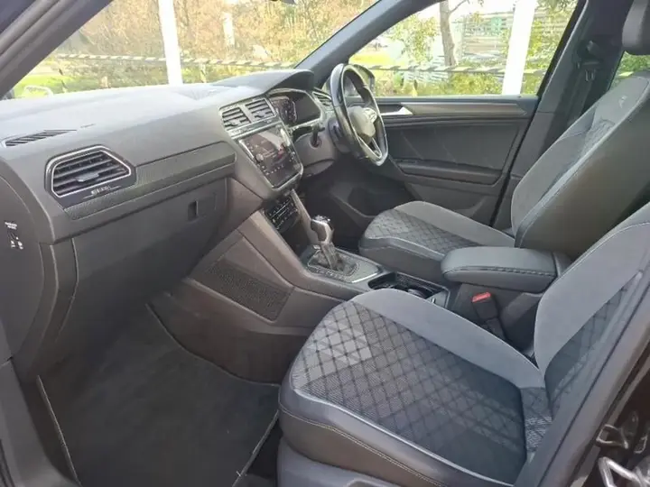 Volkswagen Tiguan 2023 photo 5