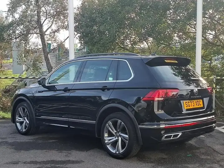 Volkswagen Tiguan 2023 photo 2