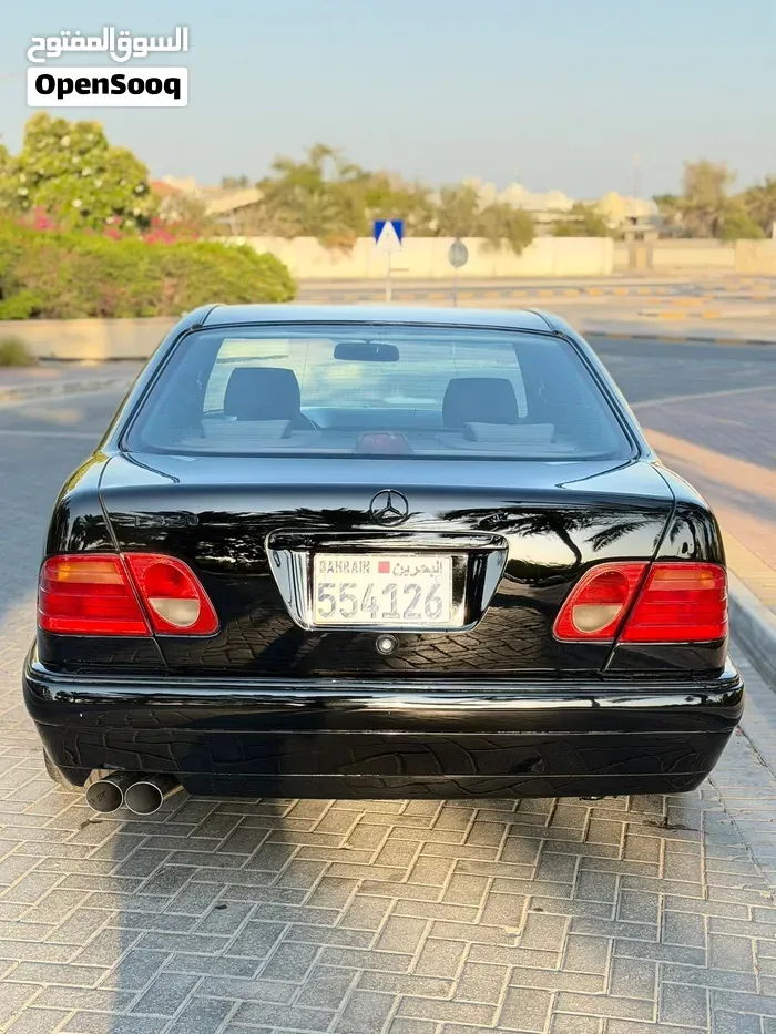 Mercedes-Benz E-Class 1996 photo 4