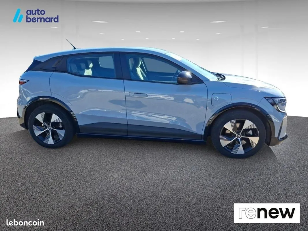 Renault Megane 2023 photo 4