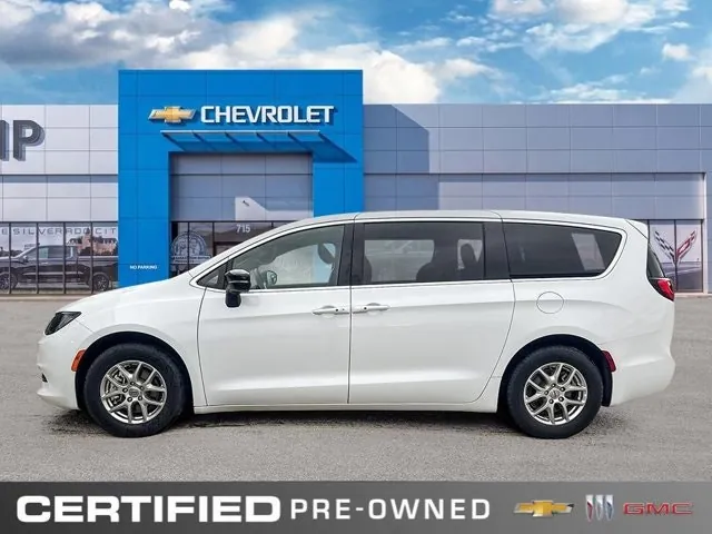 Chrysler Grand Caravan 2025 photo 2