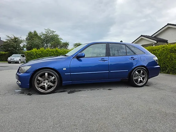 Lexus Is300 2002 photo 5