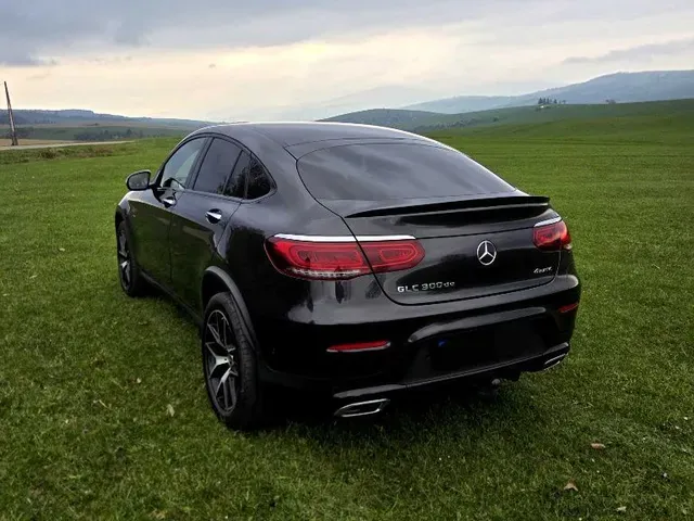Mercedes-Benz Glc Coupe 2021 photo 3