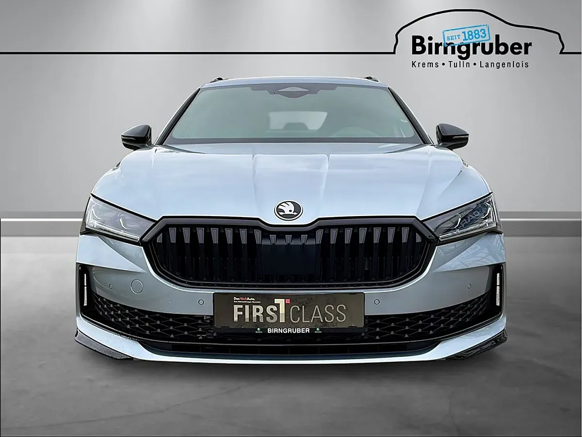 Skoda Superb 2026 photo 2