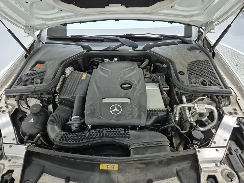 Mercedes-Benz E-Class 2018 photo 5