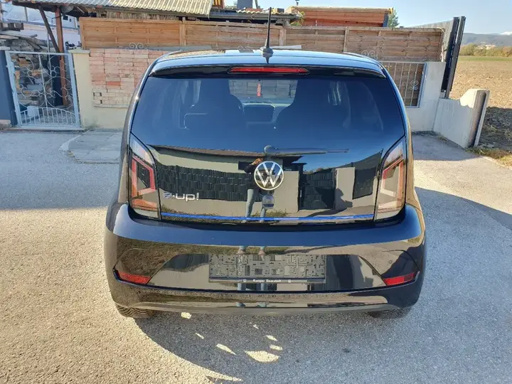 Volkswagen E-Up! 2021 photo 3