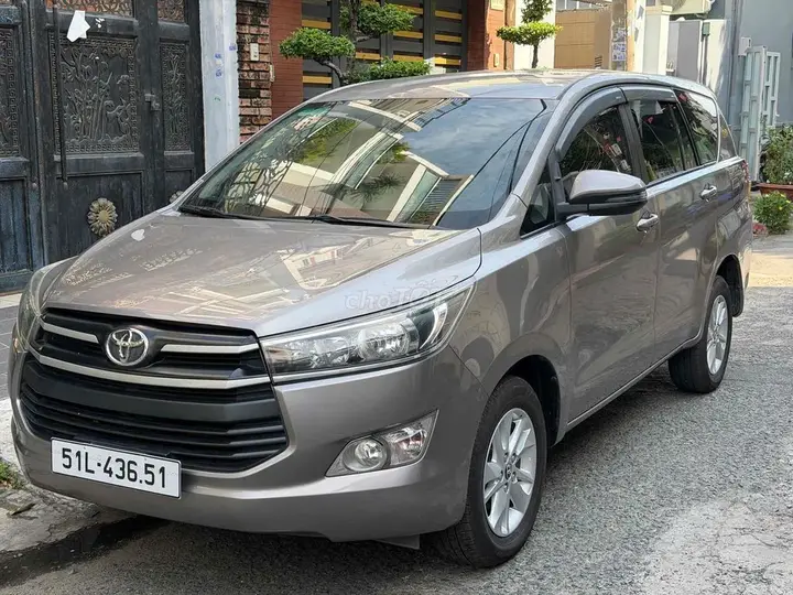 Toyota Innova 2018 photo 2