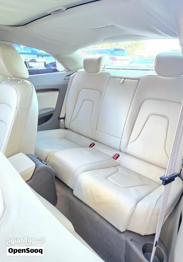 Audi A5 2011 photo 3