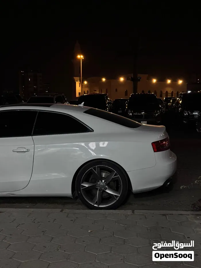Audi A5 2011 photo 5