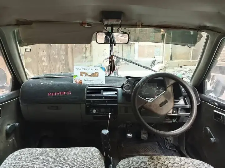 Suzuki Khyber