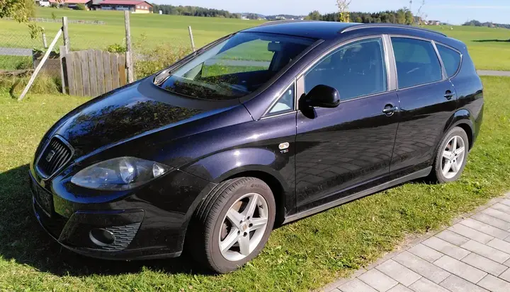 Seat Altea Xl 2011 photo 2