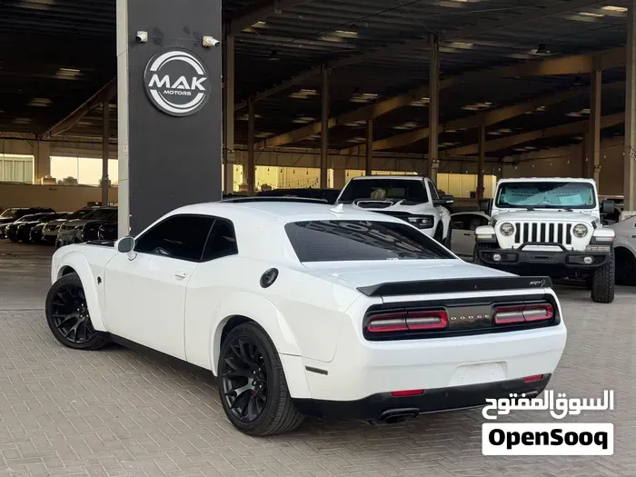 Dodge Challenger 2017 photo 3