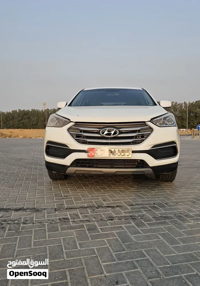 Hyundai Santa Fe 2018 photo 2
