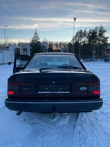 Ford Scorpio