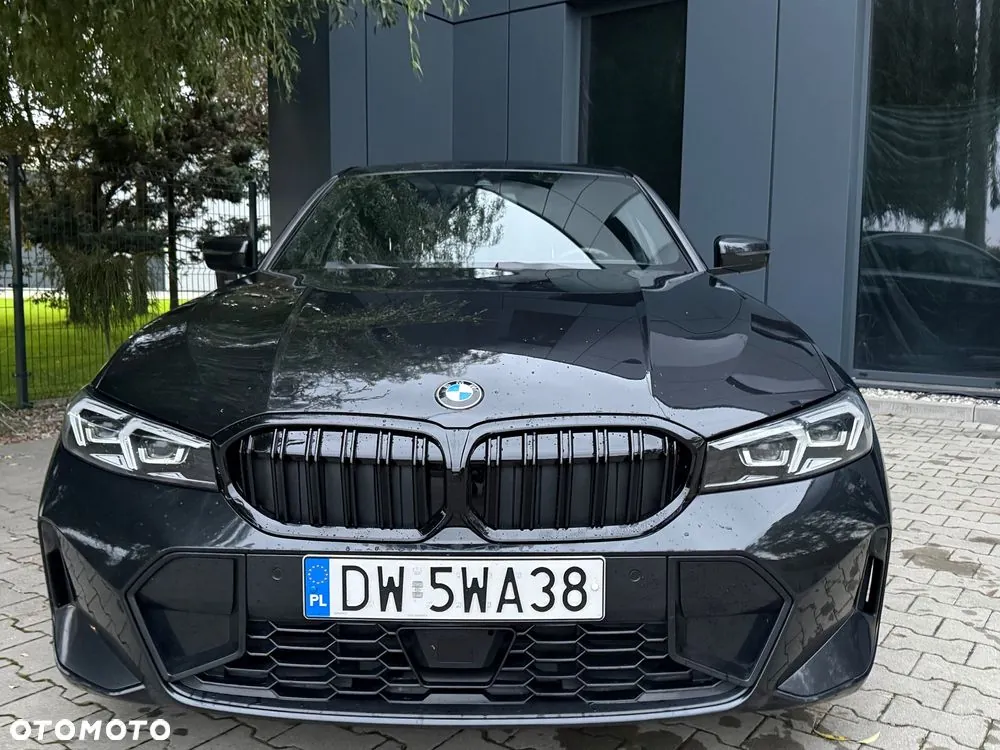 BMW 3 Series 2023 photo 5