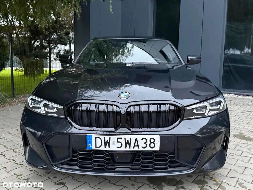 BMW 3 Series 2023 photo 4