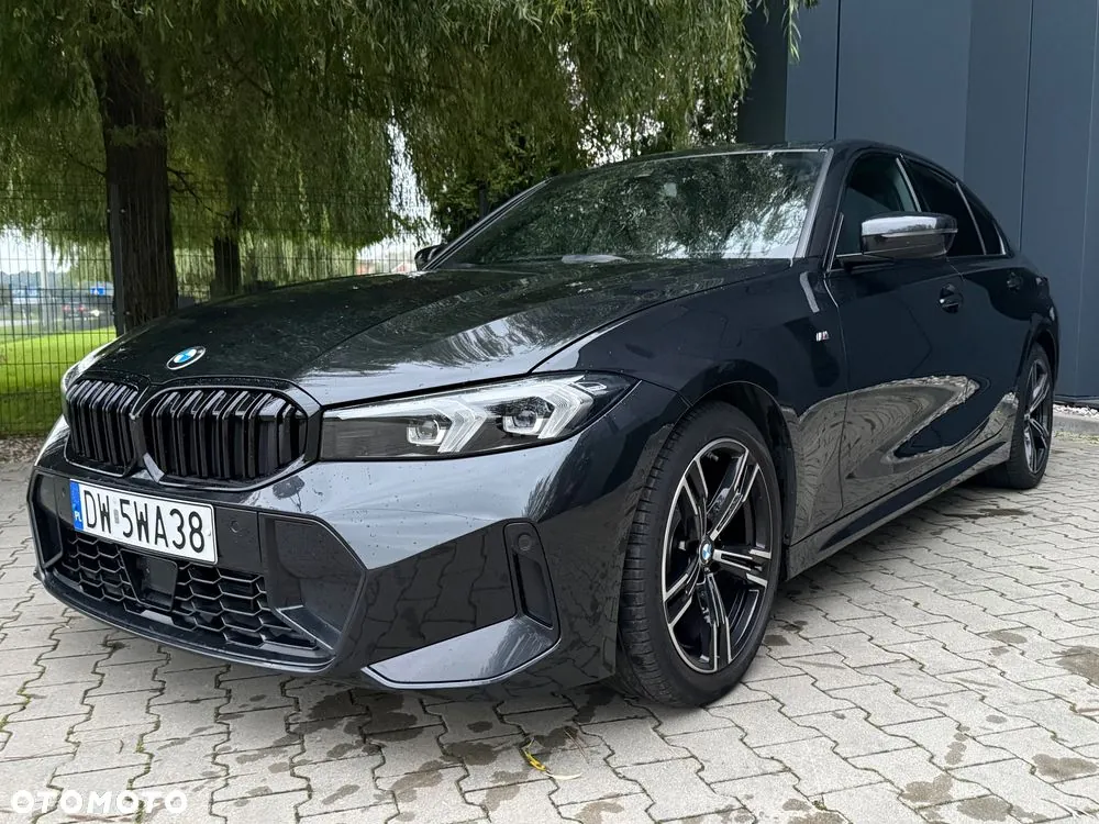 BMW 3 Series 2023 photo 3