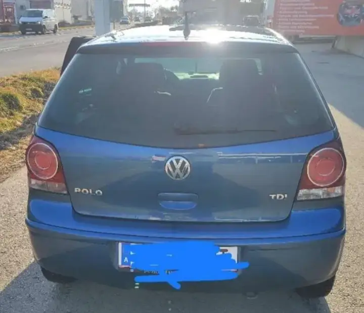 Volkswagen Polo 2008 photo 2