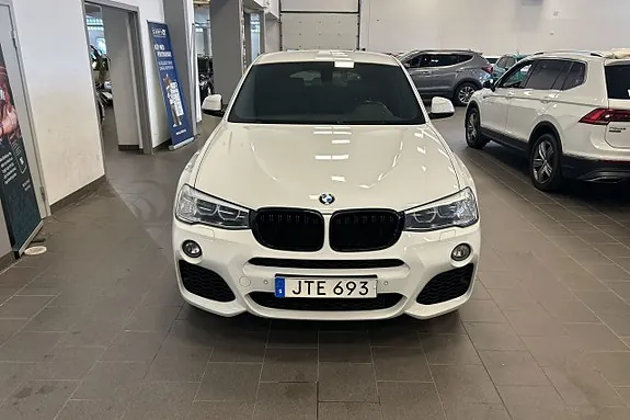BMW X4 2015 photo 3