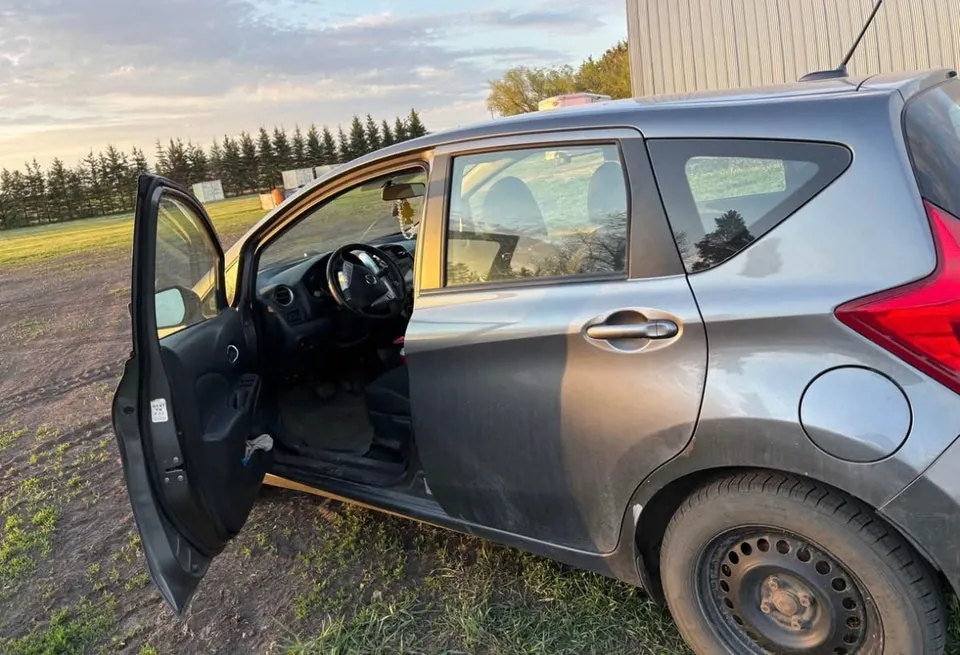 Nissan Versa Note 2016 photo 2