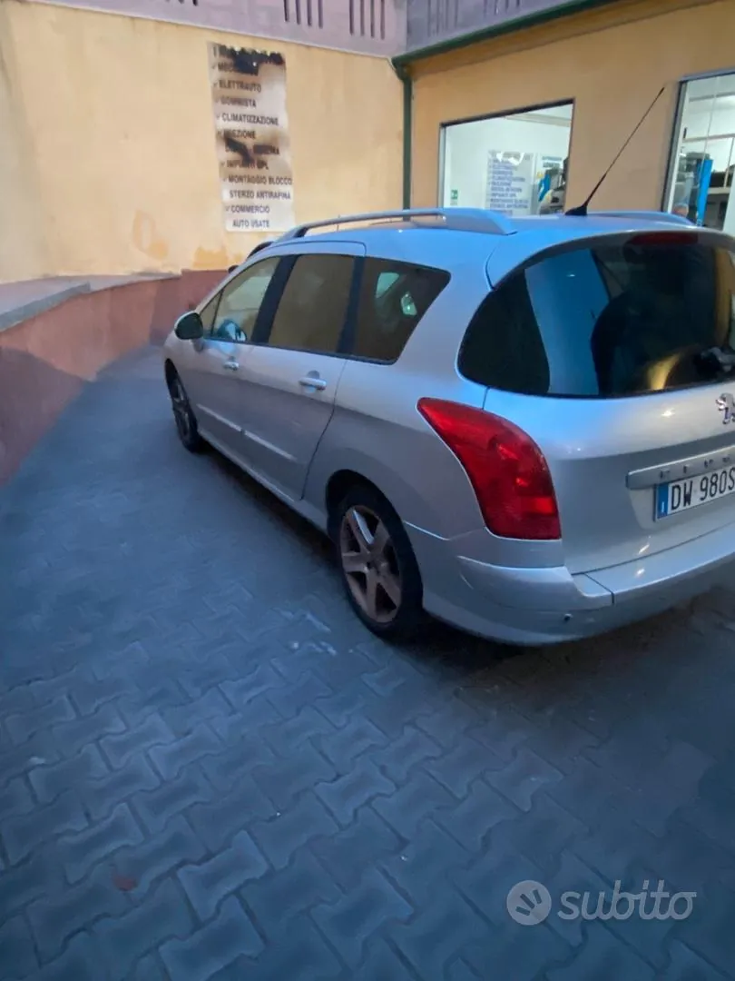 Peugeot 308 2009 photo 3