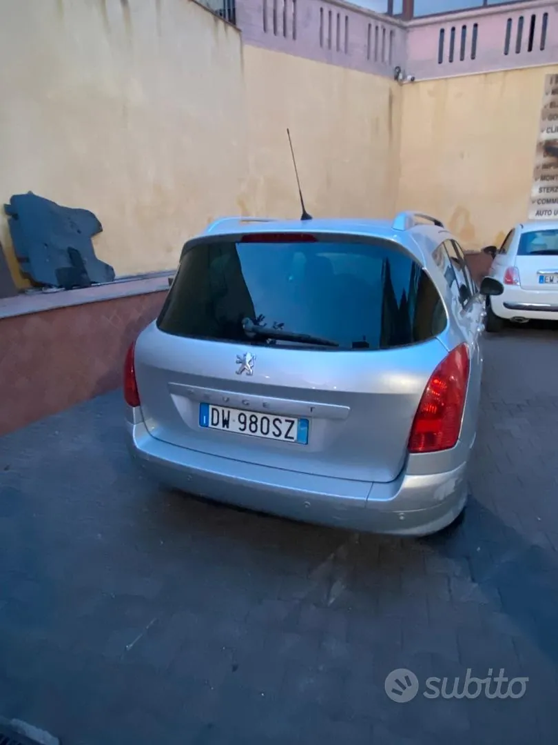 Peugeot 308 2009 photo 2